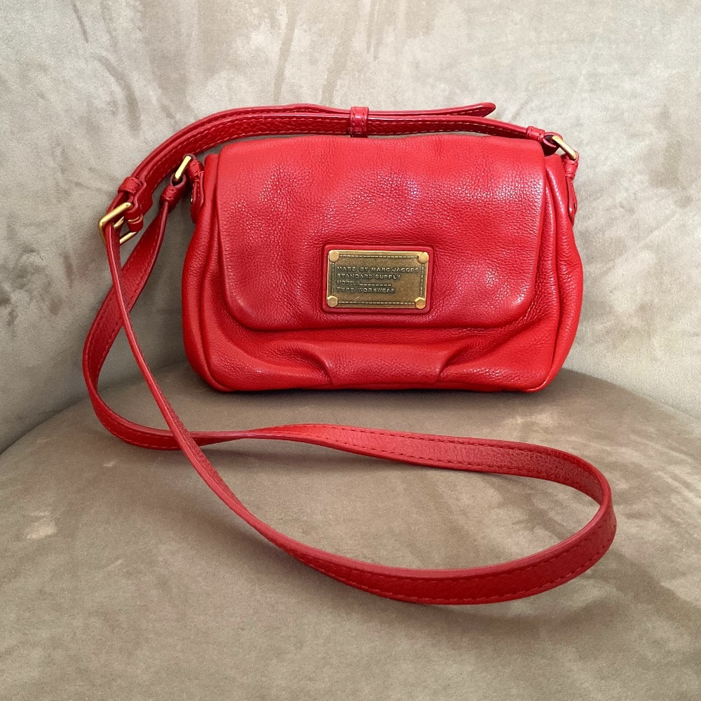 Marc by Marc Jacobs Leather Crossbody - 9in (Terracotta)
